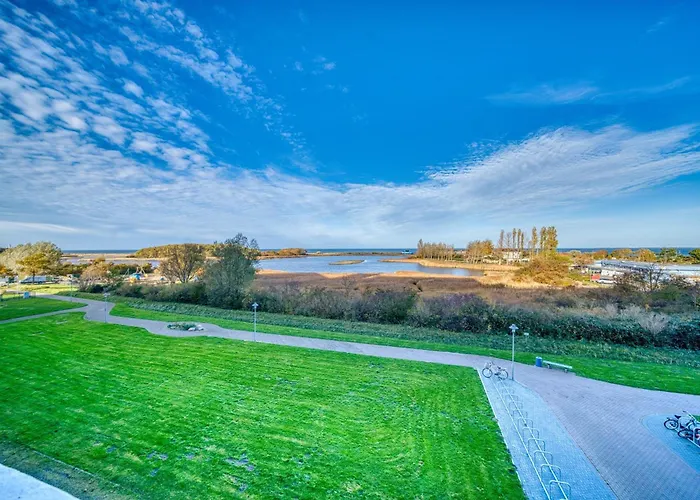 - Haus B, App 0b0304 *